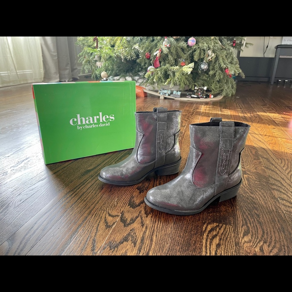NEW Women’s Leather Boots - Metallic Gray s6